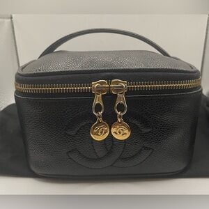 Vintage Chanel Timeless Small Vanity in Caviar Leather | Excellent Condition